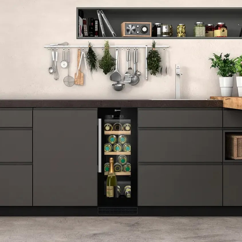 Neff KU9202HF0G Black Wine Cooler