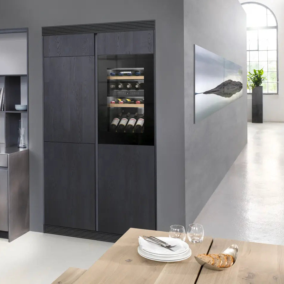 Liebherr EWTgb 1683 Vinidor Wine Fridge | 33 Bottle | Dual Zone | Black