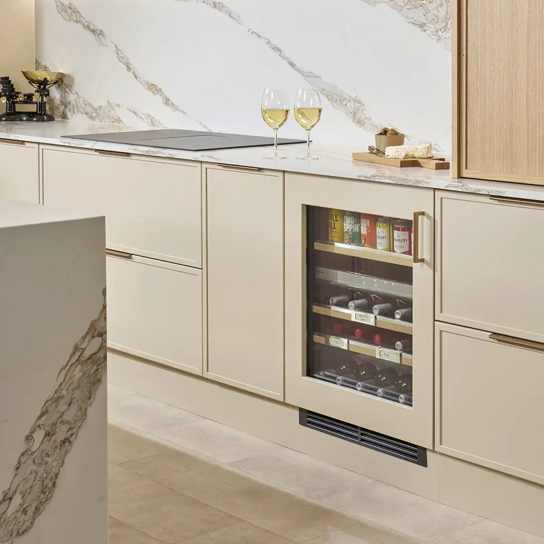 Caple WI6161 Wine Fridge Closed